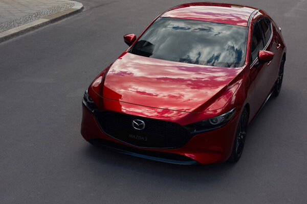 MAZDA 3