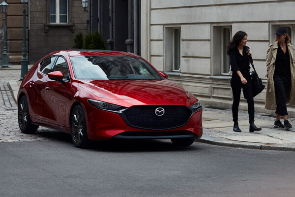 MAZDA 3