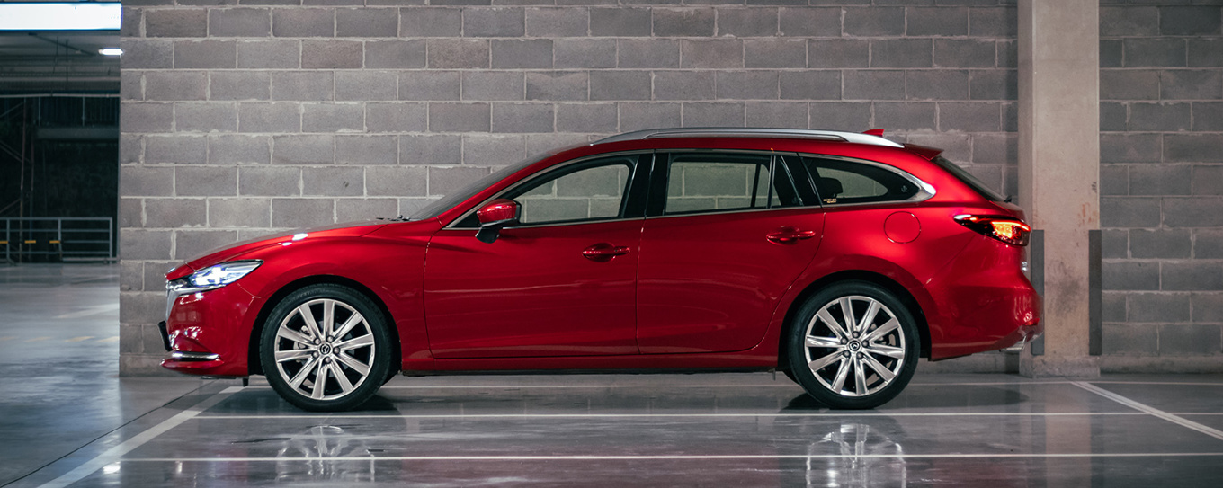 MAZDA 6